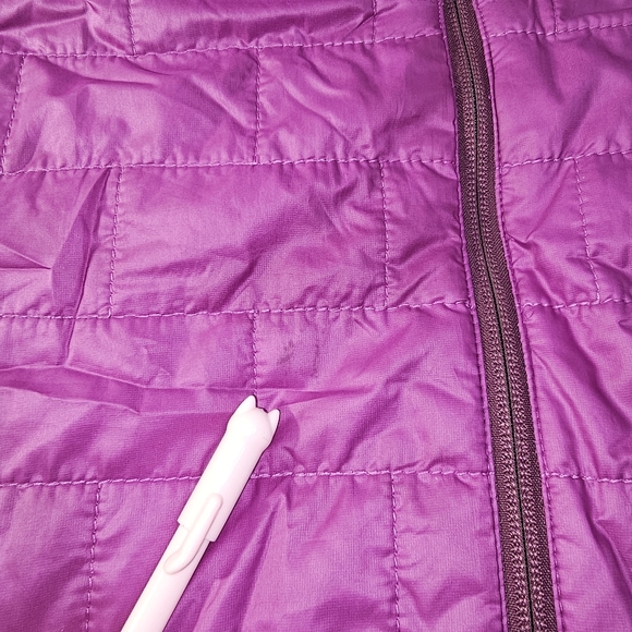 Patagonia Womens Medium Purple Primaloft Jacket Full Zip Quilted FLAWS - Picture 10 of 15